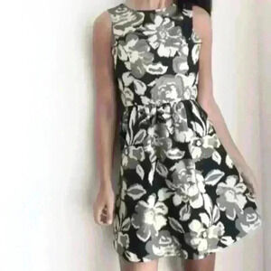 Tabitha Anthropologie Black Floral Metalic Fit snd Flare Dress Size 4 Cocktail